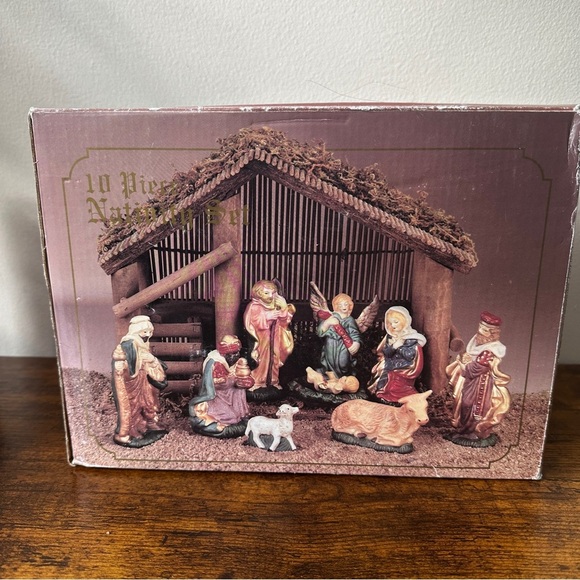 Handcrafted Nativity Scene with Colorful Figurines - Picture 2 of 2